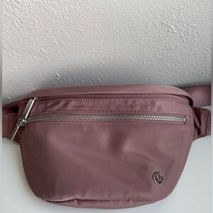 lululemon athletica Mauve Pink Waist Pack with Silver Hardware